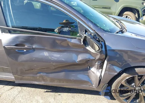 2020 Honda Civic Sport z USA, uszkodzony, nr VIN 2HGFC2F84LH576251